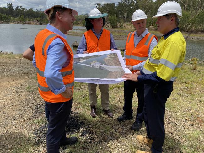 SITE INSPECTION: Queensland Treasurer Cameron Dick, Minister for Water Glenn Butcher and Rockhampton MP Barry O'Rourke visiting the site where Rookwood Weir will be built.