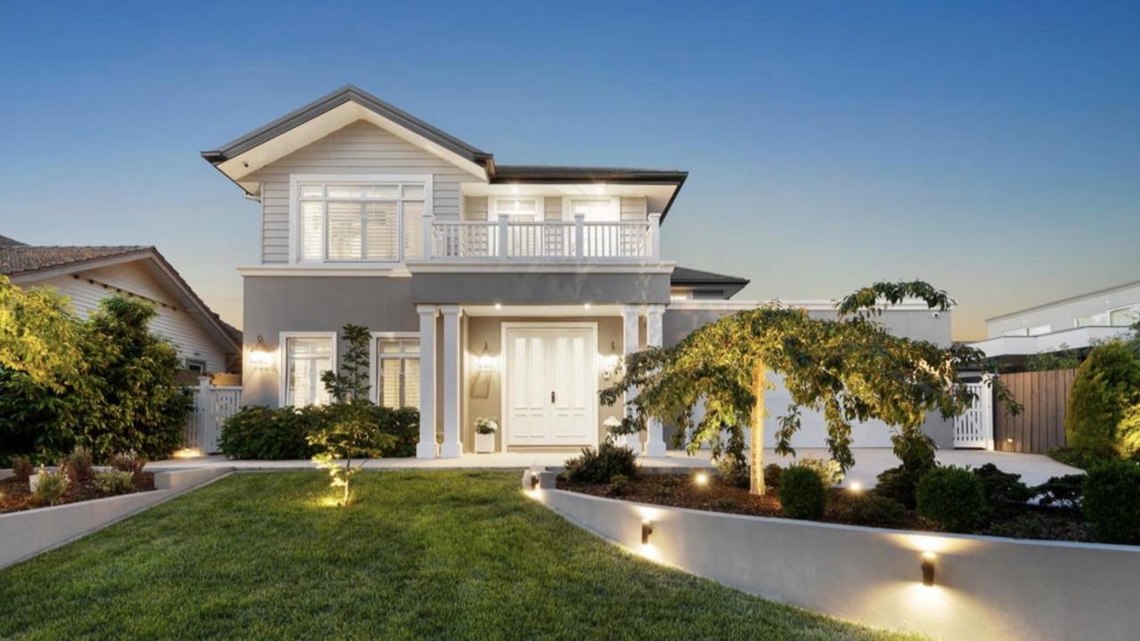 This Hamptons-style Essendon mansion wowed buyers with its grand street presence.