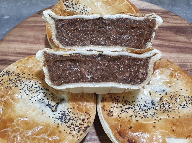 Best pies Victoria: beef pie from Country Cob Bakery in Kyneton.jpg