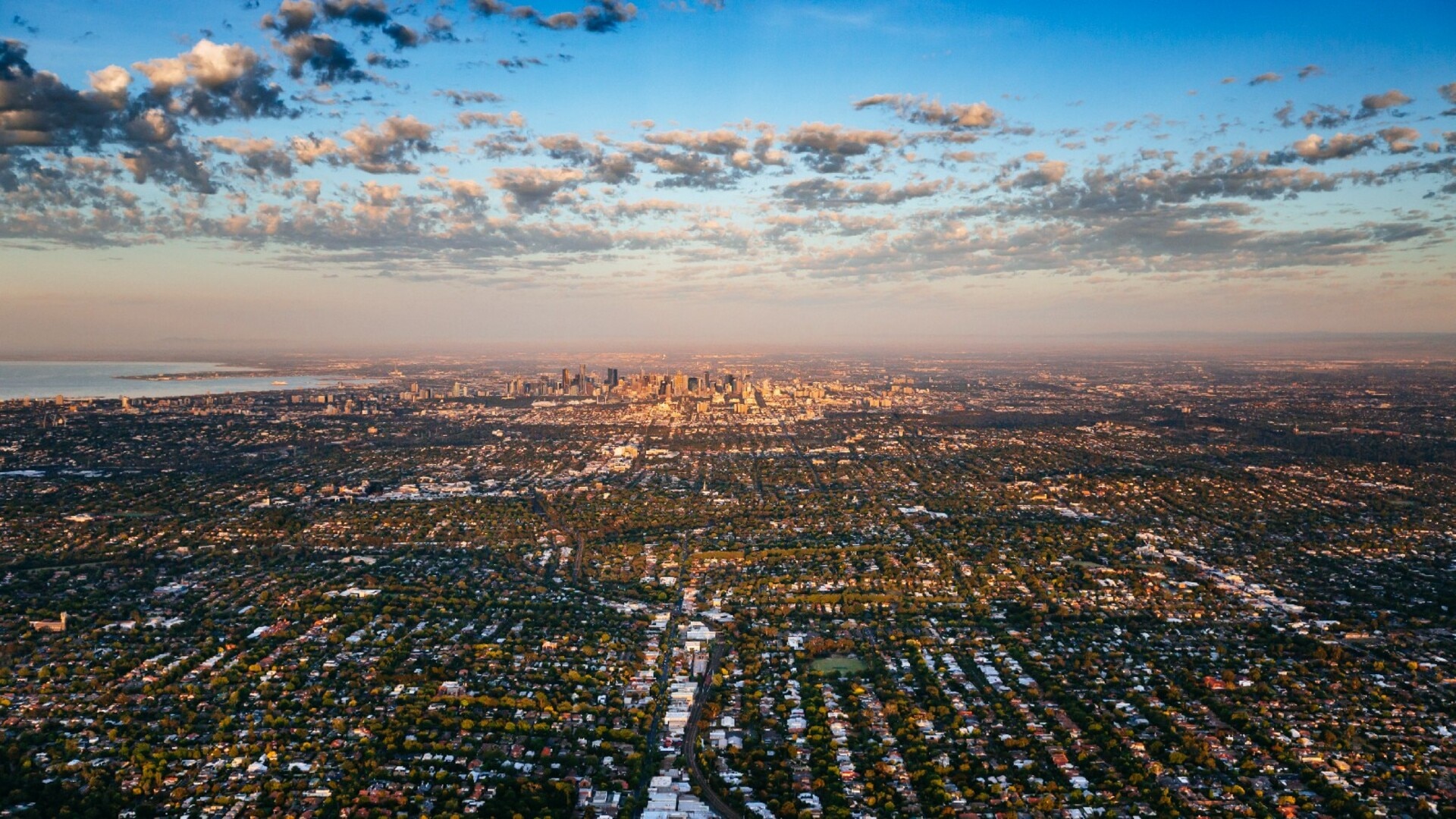Median house prices for capital cities reaches $1 million