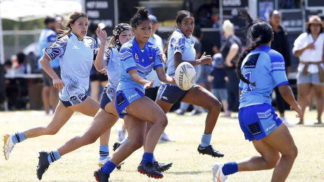 Action from Under 16 Girls NSW Indigenous v Samoa Blue. Harmony Nines Rugby League. Picture: John Appleyard