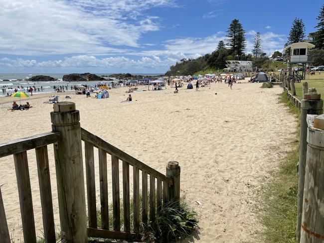 Town Beach, Port Macquarie, was inundated with keen beachgoers on December 31, 2021. Picture: Gemma Ferguson