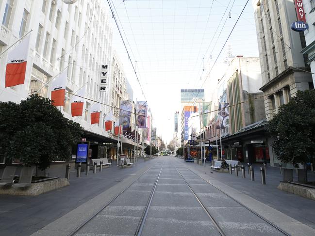 MELBOURNE, AUSTRALIA - AUGUST 09: A general view of the Bourke Street Mall on August 09, 2020 in Melbourne, Australia. Protesters face fines and arrest for breaching the Chief Health Officer's directives as Victoria works to contain COVID-19 transmissions in the community. Melbourne's current lockdown restrictions and Metropolitan Melbourne is under stage 4 lockdown restrictions, with people only allowed to leave home to give or receive care, shopping for food and essential items, daily exercise and work while an overnight curfew from 8pm to 5am is also in place. The majority of retail businesses are also closed. Other Victorian regions are in stage 3 lockdown. The restrictions, which came into effect from 2 August, have been introduced by the Victorian government as health authorities work to reduce community COVID-19 transmissions across the state. (Photo by Darrian Traynor/Getty Images)