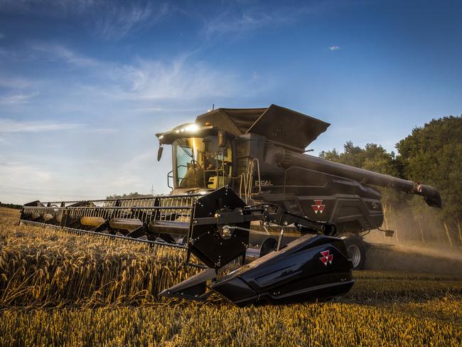 On the range: There are three Ideal models, featuring single and dual rotary threshing systems.