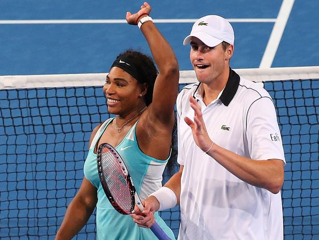 Hopman Cup, Serena Williams helps US into final | The Courier Mail