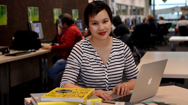 Vi Nguyen has a online tutoring business for which she is offering 20 scholarships to those from financially disadvantaged backgrounds. Picture: Adam Elwood