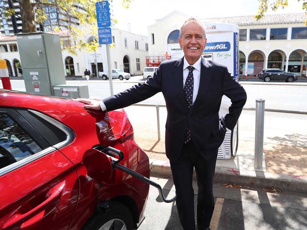 Bill Shorten wanted EVs to account for half of new car sales by 2030. Picture: Kym Smith