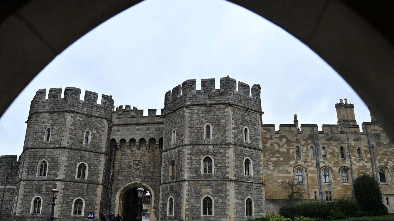 Man Found In Grounds Of Windsor Castle Charged With Threatening Queen ...