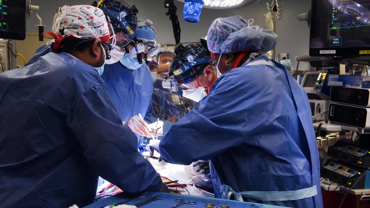 Surgeons performing the transplant of a heart from a genetically modified pig to patient David Bennett in Baltimore, Maryland, on January 7, 2022. Picture: University of Maryland School of Medicine/AFP