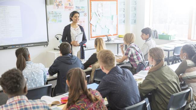 No uniforms, no strict rules, flexible learning: New Qld school breaking tradition