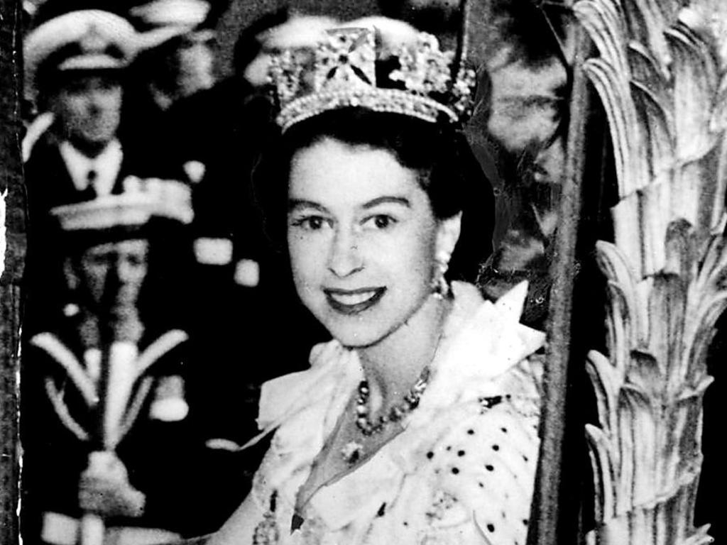 Remembering Queen Elizabeth II: A picture for every year | The Advertiser