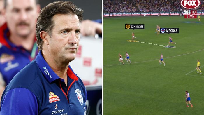 Is this proof that Luke Beveridge has lost the Bulldogs playing group?