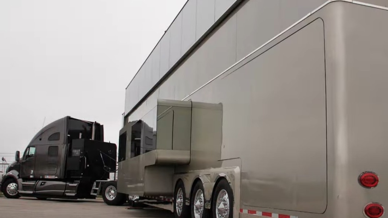 Will Smith's $3.8 million motorhome. Picture: YouTube/Ridiculous Rides