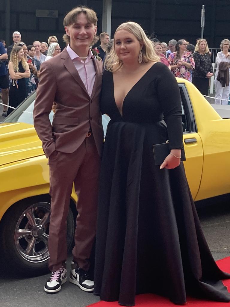 Victory College Formal 2022 – Daylen Bartley and Charli Grattidge