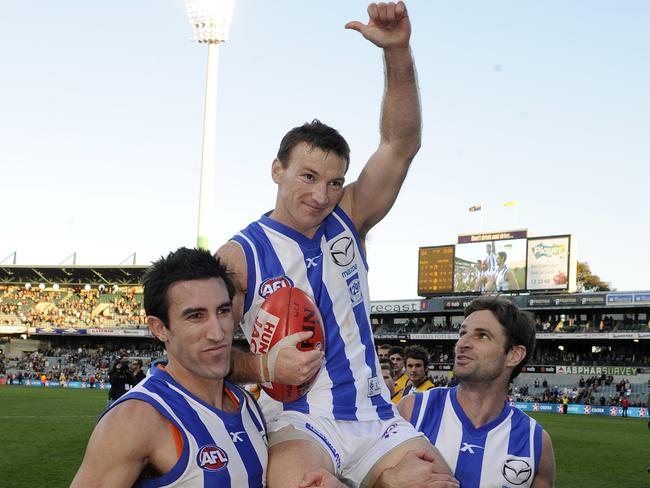 He played his 300th AFL game in Perth against West Coast in 2010.