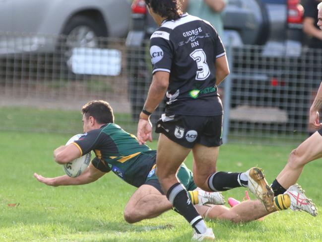 Blake Barbuto dives over to clinch Mittagong’s 40-32 win over Picton. Picture: Warren Gannon Photography