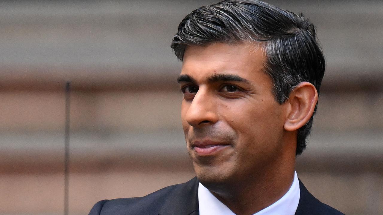 UK Prime Minister Rishi Sunak and wife Akshata Murty richer than King ...