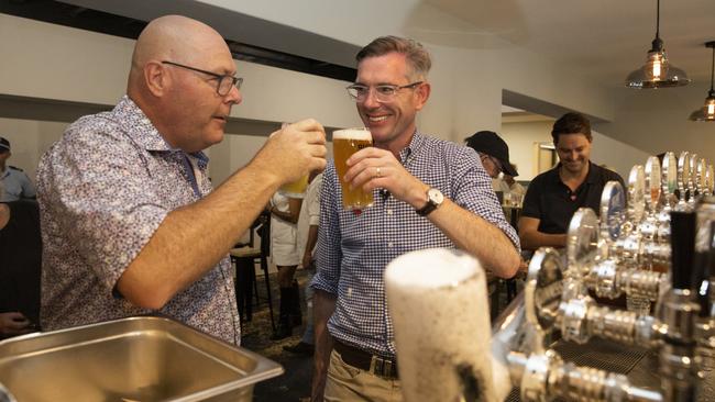 Former NSW Premier Dominic Perrottet and Lismore Mayor Steve Krieg having a beer at Mary G's in Lismore. Picture: Natalie Grono