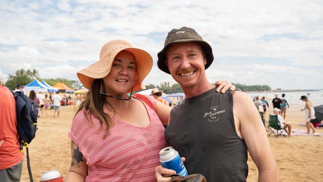 Leigh Barrett and Mel Mel at the Darwin Beer Can Regatta at Mindil Beach, 2023. Picture: Pema Tamang Pakhrin