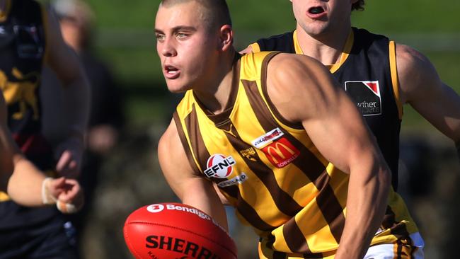 EFL Premier Division 2022: Doncaster East v Rowville at Zerbes Reserve.Mitchell Sruk with the ball for Rowville.Picture: Stuart Milligan