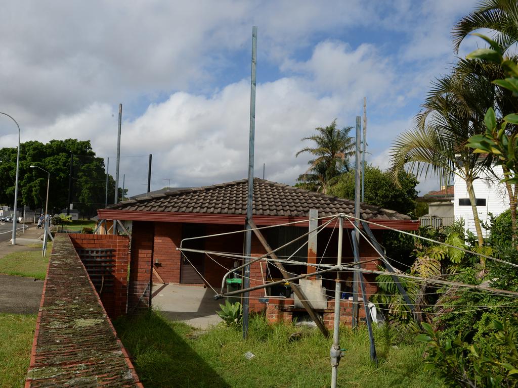 The rundown property at 555 Lyons Rd West, Canada Bay has been withdrawn from auction. Photo Jeremy Piper