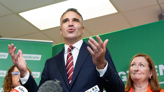Premier Peter Malinauskas campaigning with Boothby sitting member Louise Miller-Frost. Picture: NewsWire/Jason Edwards