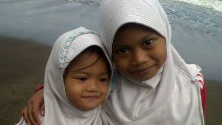 Jihad family sisters Pamela Rizkita and Fadillah Sari.