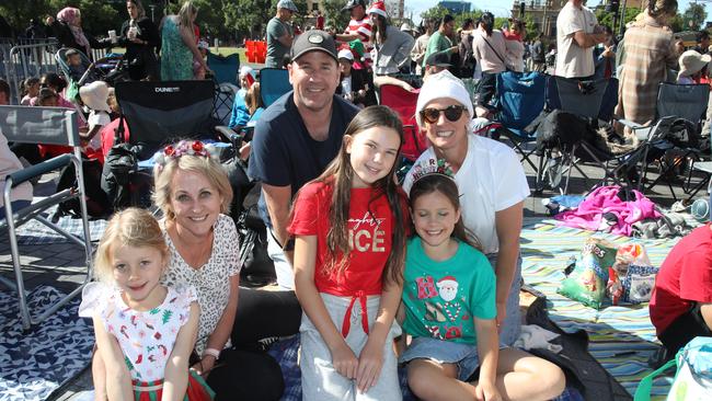 2023 National Pharmacies Christmas Pageant Picture: Dean Martin