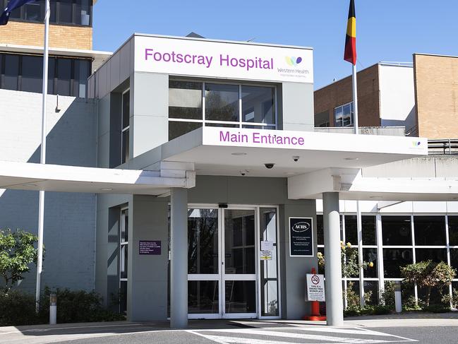 Exterior of the current Footscray Hospital at 160 Gordon Street, Footscray, Melbourne, Sunday, October 7, 2018. (AAP Image/Ellen Smith) NO ARCHIVING