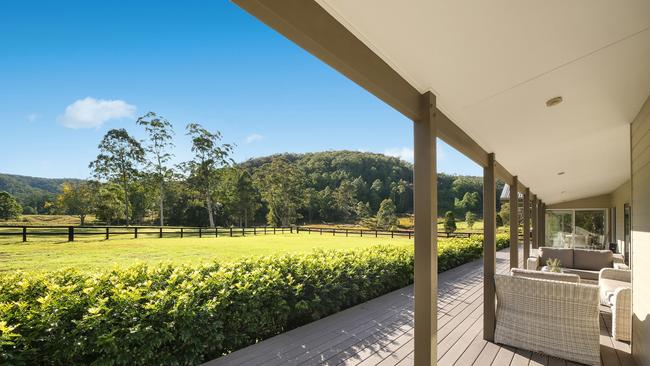 A retiree has bought this immaculate Yarramalong acreage.