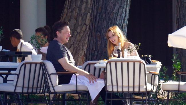 The new couple looked relaxed and happy as they dined. Picture: Mega Agency