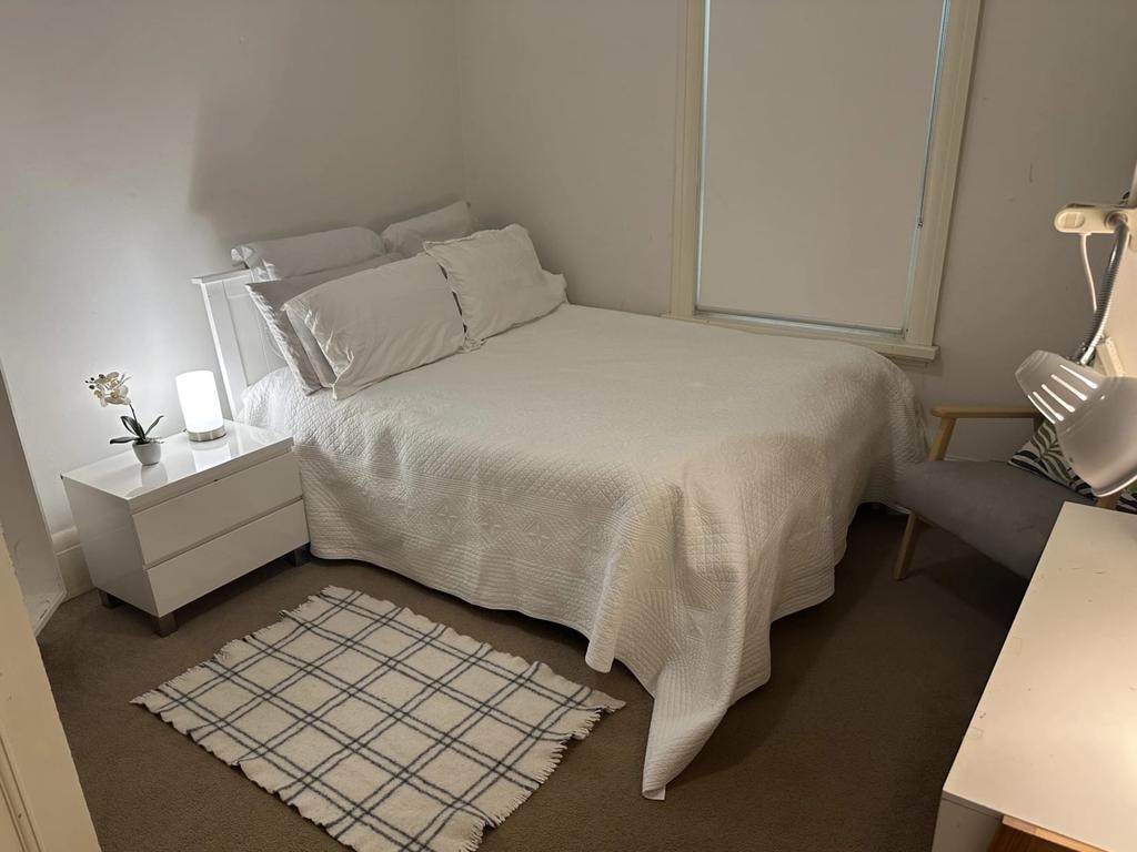 One of the only rooms up for rent in a share house in Roseville at $350 per week on flatmates.com.au