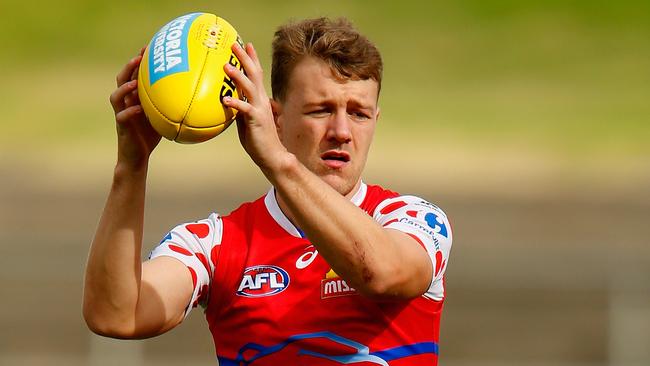 MELBOURNE, AUSTRALIA - MARCH 27: Jack Macrae marks the ball during a Western Bulldogs AFL training session at Whitten Oval on March 27, 2018 in Melbourne, Australia. (Photo by Darrian Traynor/Getty Images)