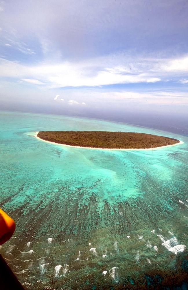 RACQ Capricorn Rescue above North West Island.