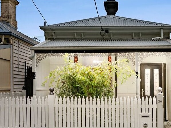 Typically what you'll get in Sydney's eastern suburbs for a cool million is not even a freestanding house, but a two-bedroom unit like this one.