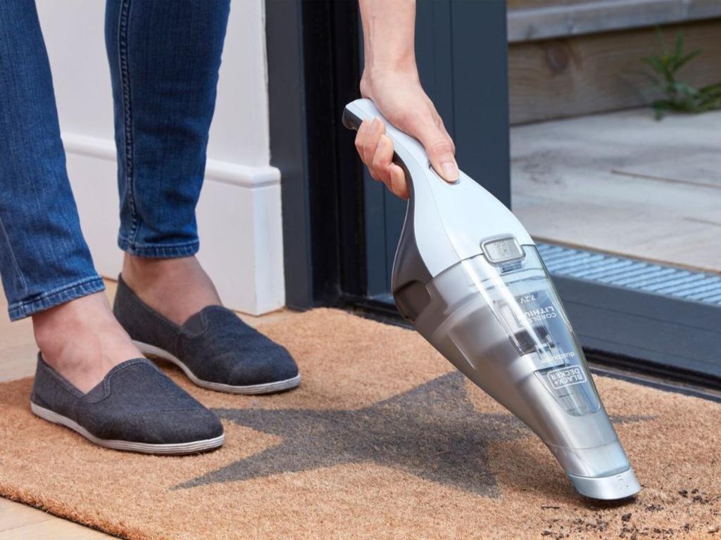 Black and Decker PV1820L 18v Cordless Pivot Dustbuster Hand Vacuum