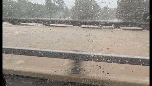 Simone Lennox took this picture on the Bruce Hwy's Ollera Creek bridge at 7.28am, Feb 2.