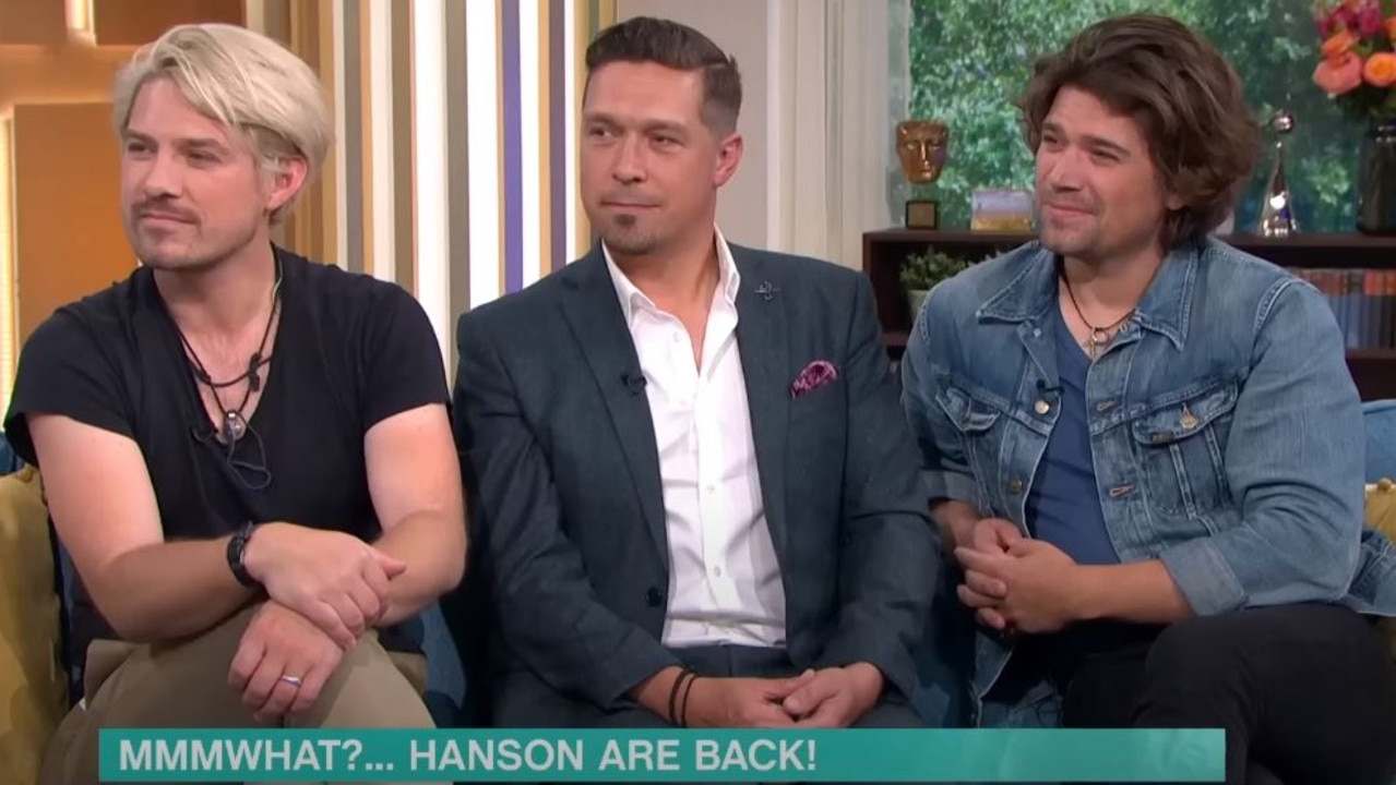 90s pop legends Hanson look unrecognisable 26 years after MmmBop as they  join Busted on reunion tour