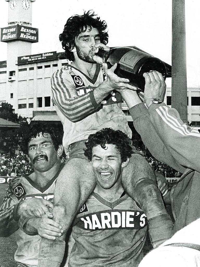 Steve Ella on captain Steve Edge's shoulders after the Eels' inaugural Grand Final victory in 1981.