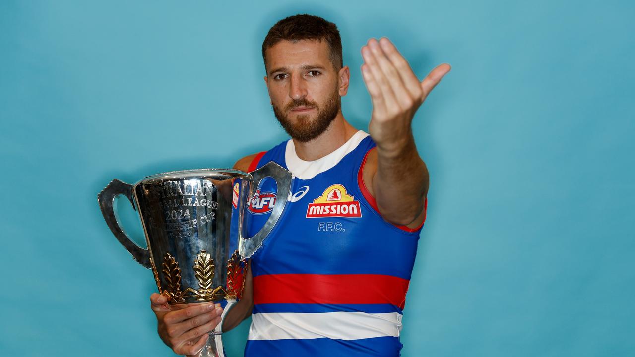 Marcus Bontempelli is the Brownlow favourite among the skippers. Picture: Michael Willson/AFL Photos