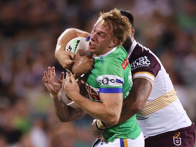 Zac Hosking bravely played on with a broken hand. Picture: Mark Metcalfe/Getty Images