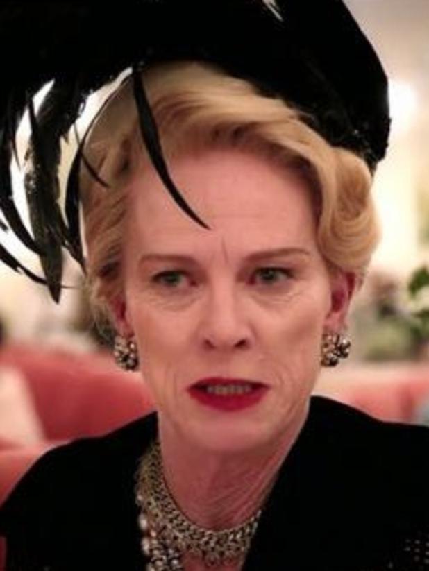 Judy Davis as Hedda Hopper in Feud.  Picture:  Fx