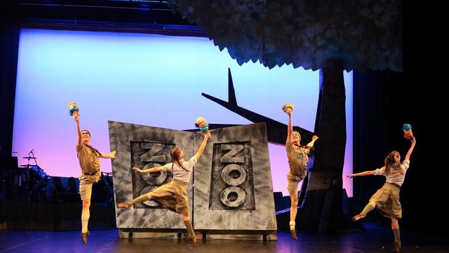 Queensland Ballet production of Peter and the Wolf – Sean Ferenczi, Taron Geyl, Alyssa Park and Alisa Pukkinen. Photography David Kelly