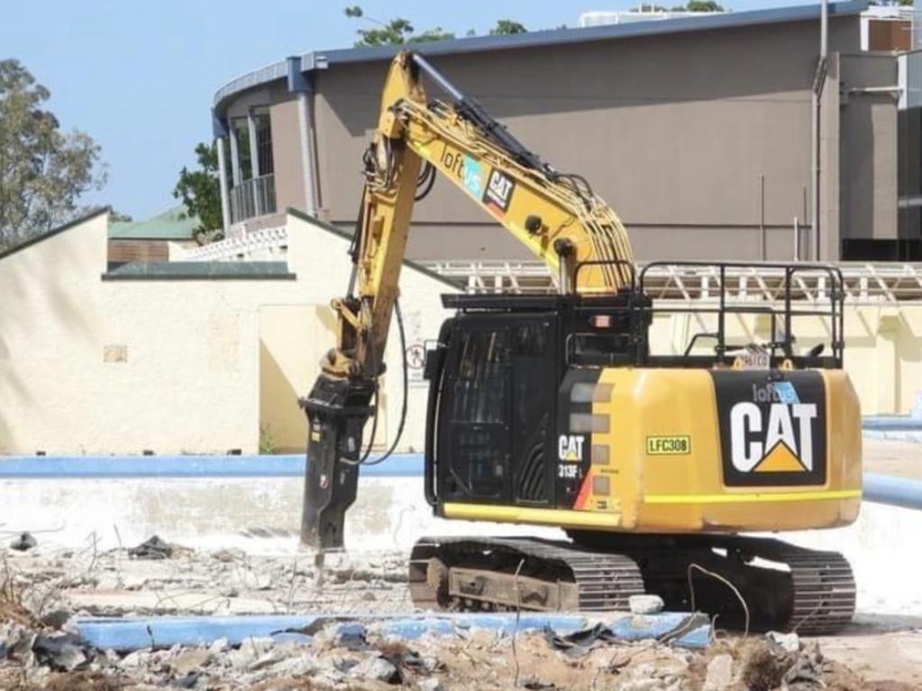 Work began on the demolition of Anzac Pool in September 2022, despite opposition from community members amid claims of a lack of consultation.