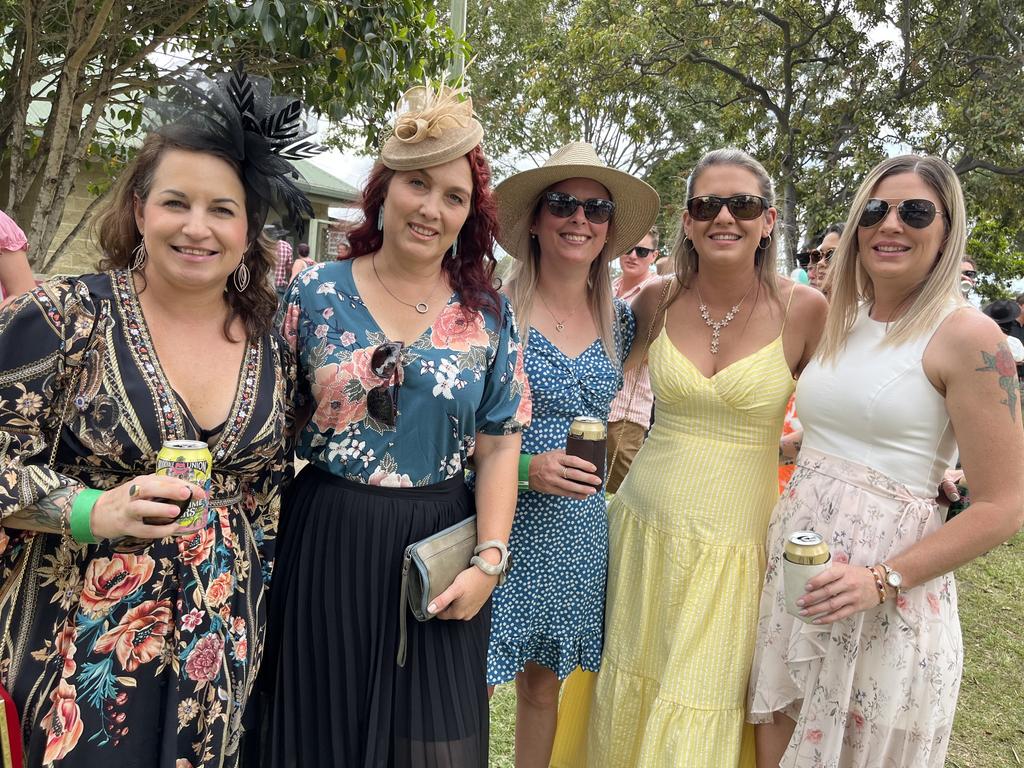 Lisa Clarke, Erin, Tahlia Jacobs, Jade Hoffman and Amand Stephensen at the Torbanlea Picnic Races.