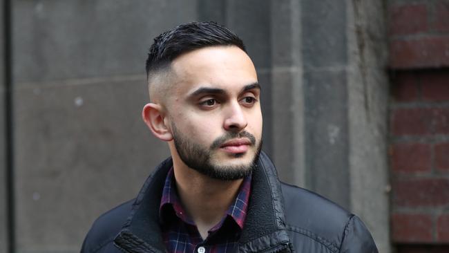 Eathan Cruse leaves the Victorian Supreme Court in Melbourne, Tuesday, August 27, 2019. Eathan Cruse is suing the state for police brutality after he was allegedly kicked in the head, slammed on the fridge and hit with a gun during a raid. (AAP Image/David Crosling) NO ARCHIVING