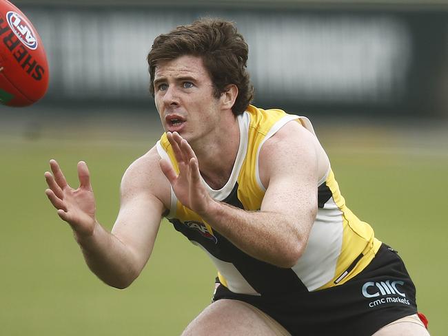 MELBOURNE, AUSTRALIA - JANUARY 06: Jack Higgins of the Saints in action during a St Kilda Saints AFL training session at Moorabbin Oval on January 06, 2021 in Melbourne, Australia. (Photo by Daniel Pockett/Getty Images)