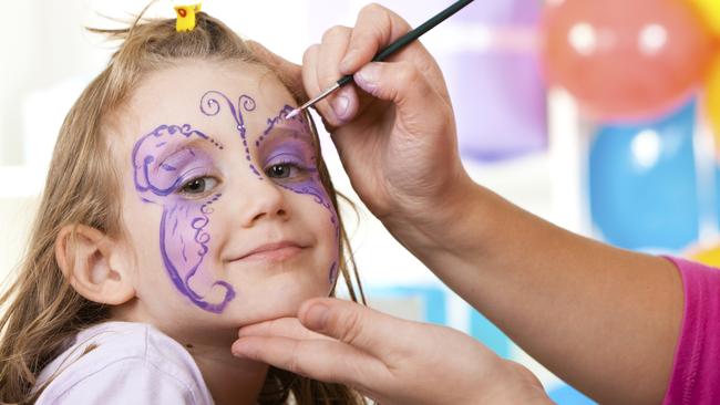 Children’s entertainers provide a variety of activities from face painting to balloon tricks.