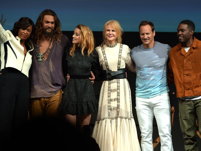 Aisha Tyler, Jason Momoa, Amber Heard, Nicole Kidman, Patrick Wilson, Yahya Abdul-Mateen II, and James Wan bow onstage at the Warner Bros. 'Aquaman' theatrical panel during Comic-Con International 2018 at San Diego Convention Center. Photo by Kevin Winter/Getty Images.