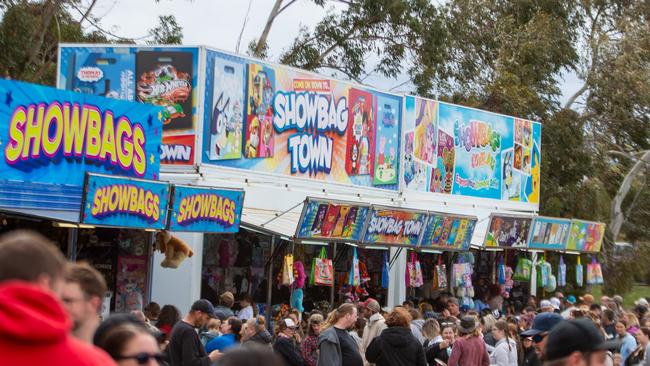 Brighton Tasmania on Sunday 12th November 2023. Big queues for the Showbags at the Brighton Show. Picture: Linda Higginson